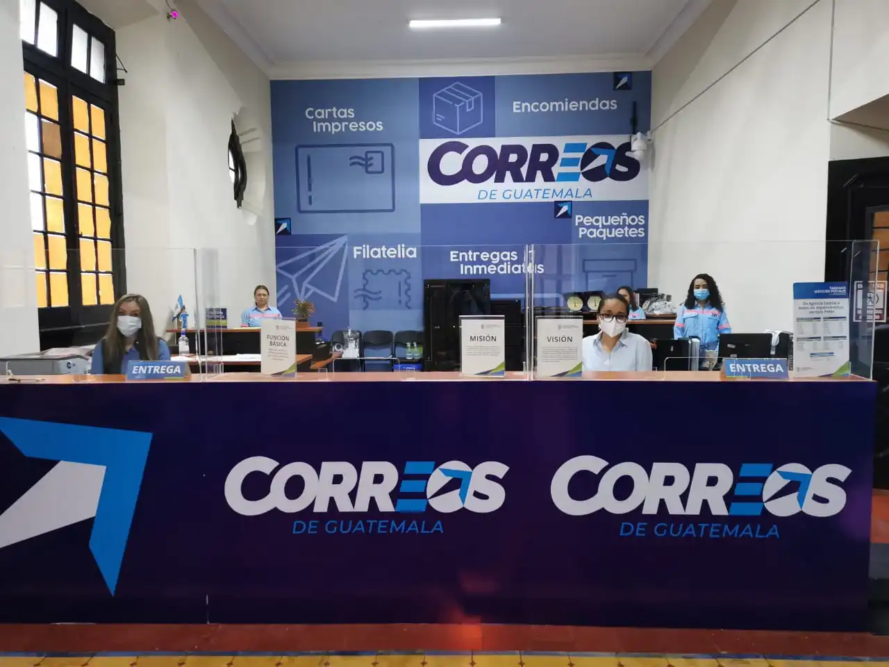 La certificación Nivel Plata reconoce mejoras en controles operativos, infraestructura y seguridad postal.webp